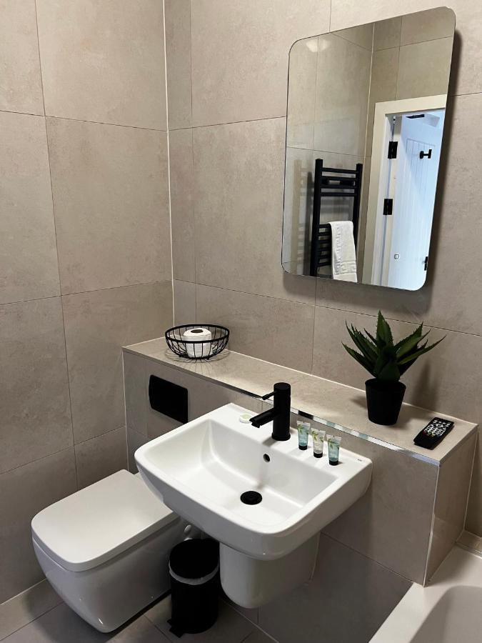 Spire Ltd Aparthotel