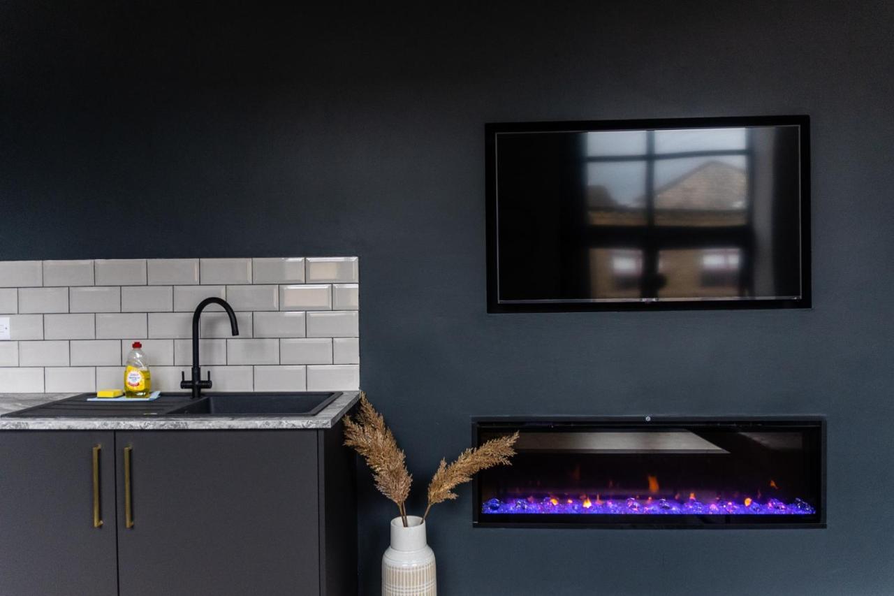 Aparthotel Spire Ltd